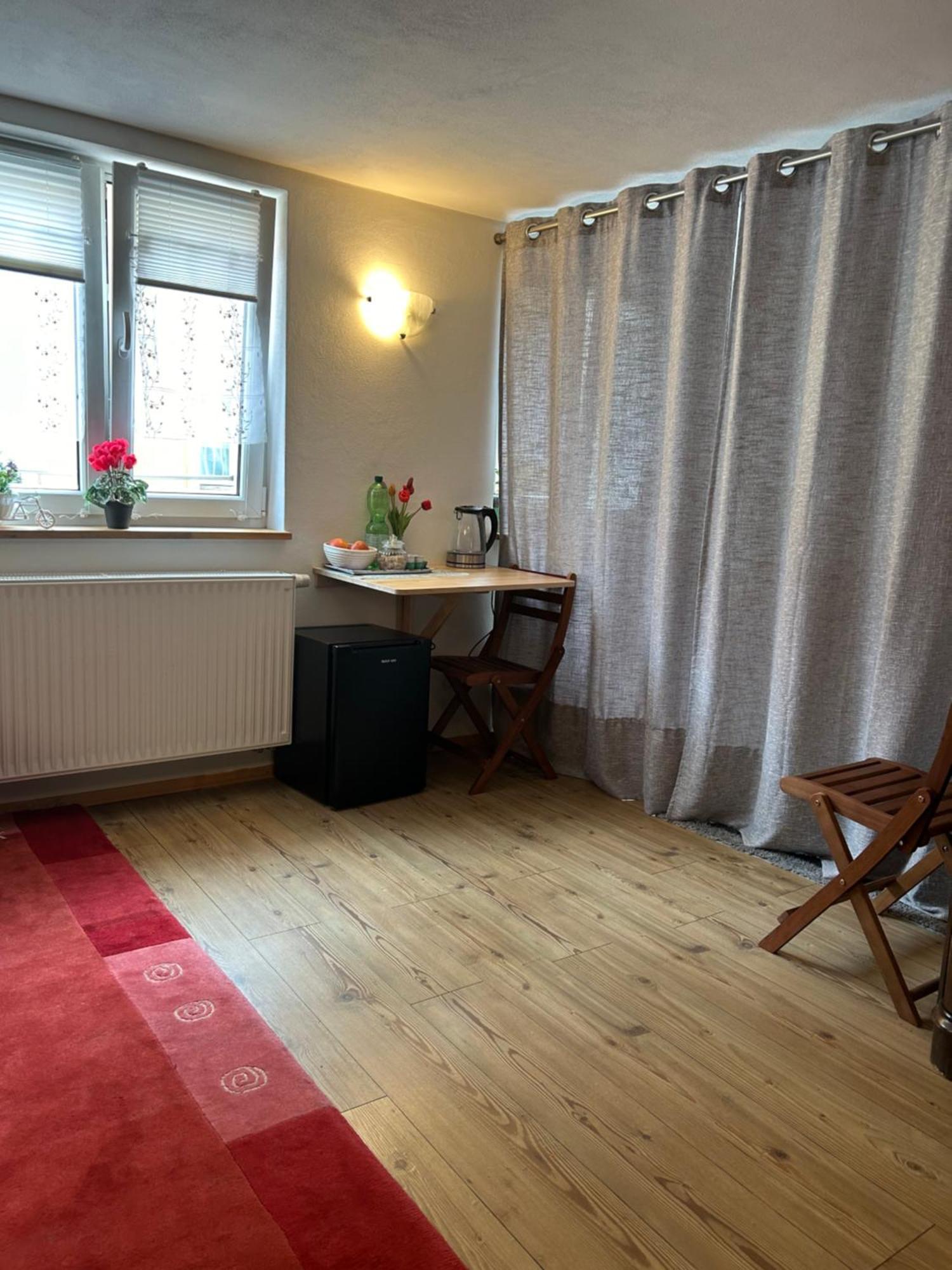 Homestay Waldshut-Tiengen Eksteriør bilde