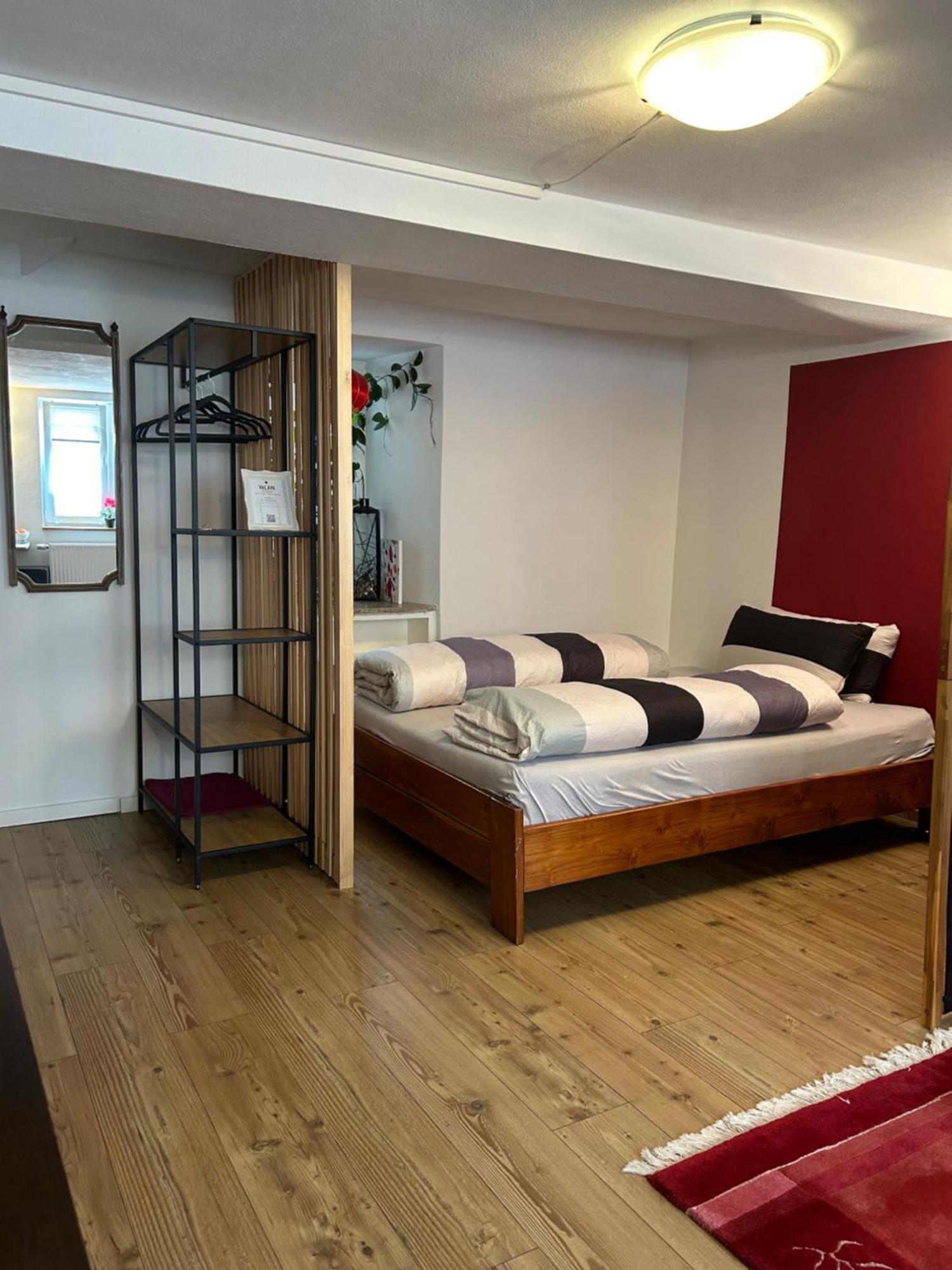 Homestay Waldshut-Tiengen Eksteriør bilde